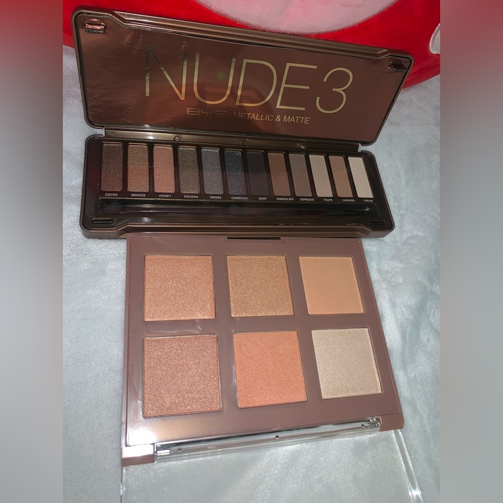 Highlighter palette